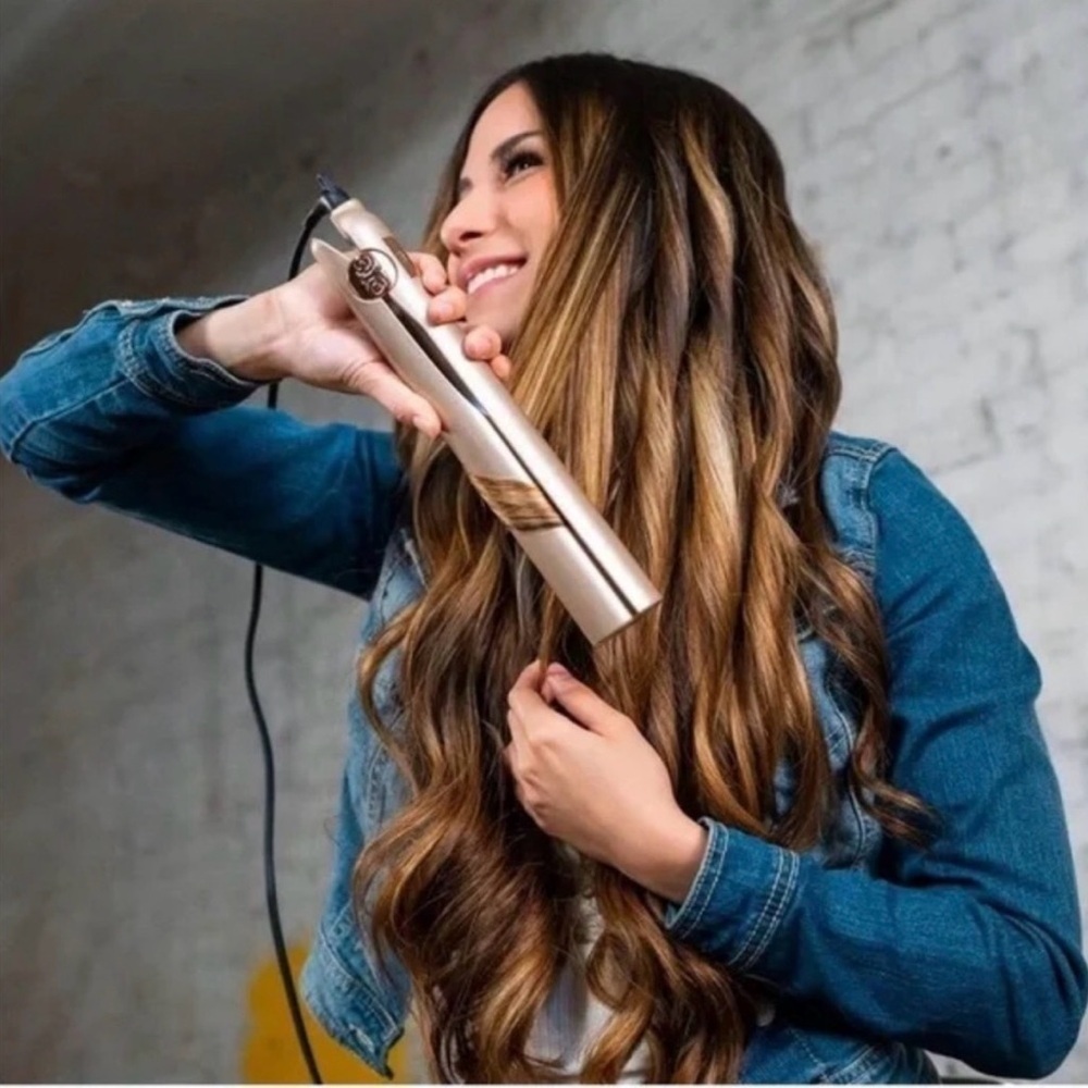 TYME Iron Pro 2-in-1 Hair Curler & Straightener w/ Auto Shutoff, Limelight